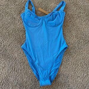 COPY - SKIMS signature swim underwire one piece. Size: Medium. Color: Tide.